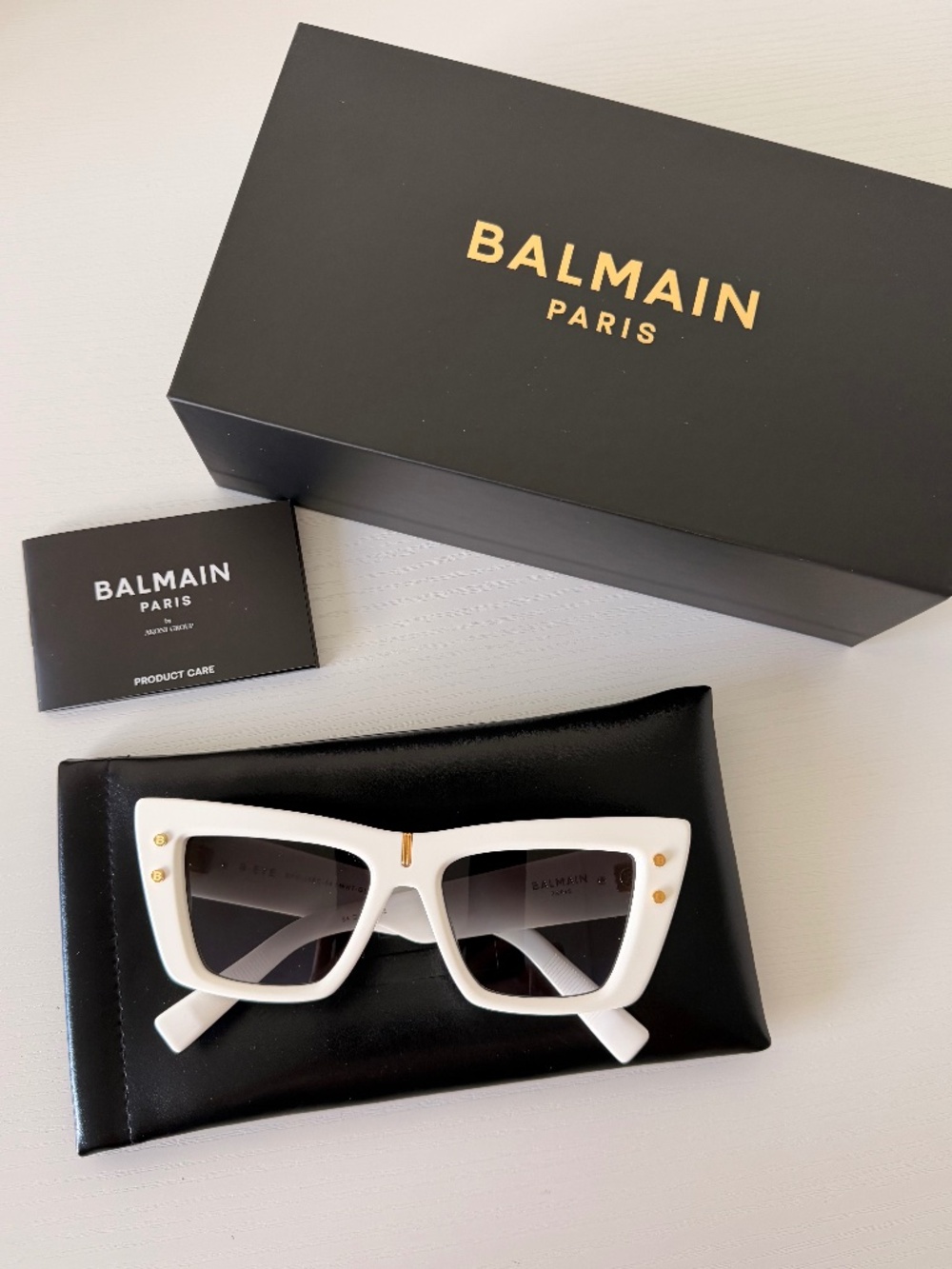 New BALMAIN White Cat Eye Sunglasses B-EYE BPS 156C-54 WHT-GLD Authentic